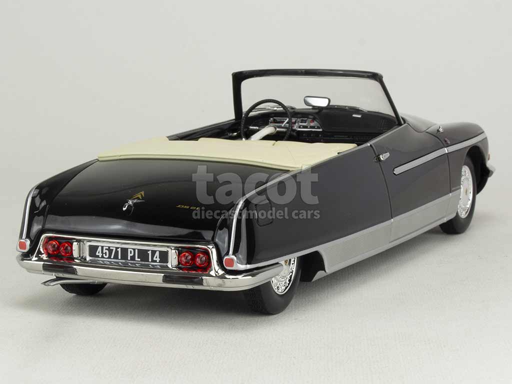 102853 Citroën DS21 Palm Beach Chapron 1968