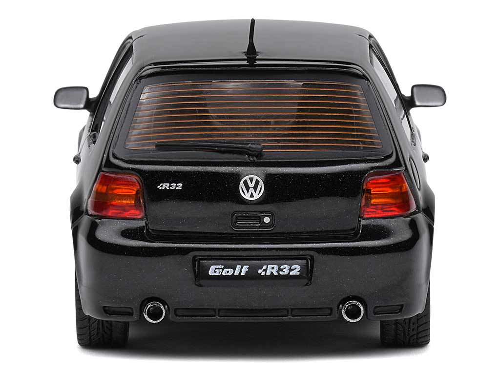 102898 Volkswagen Golf IV R32 3 Doors 2003
