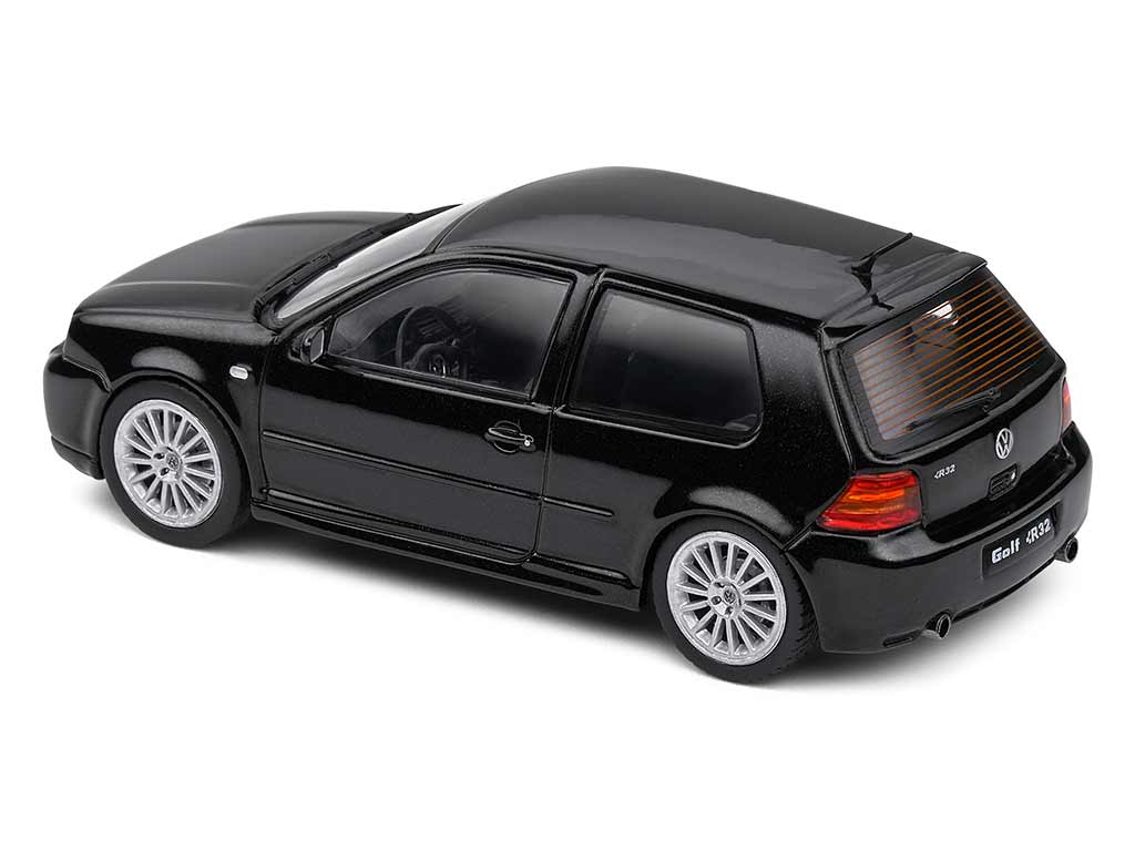 102898 Volkswagen Golf IV R32 3 Doors 2003