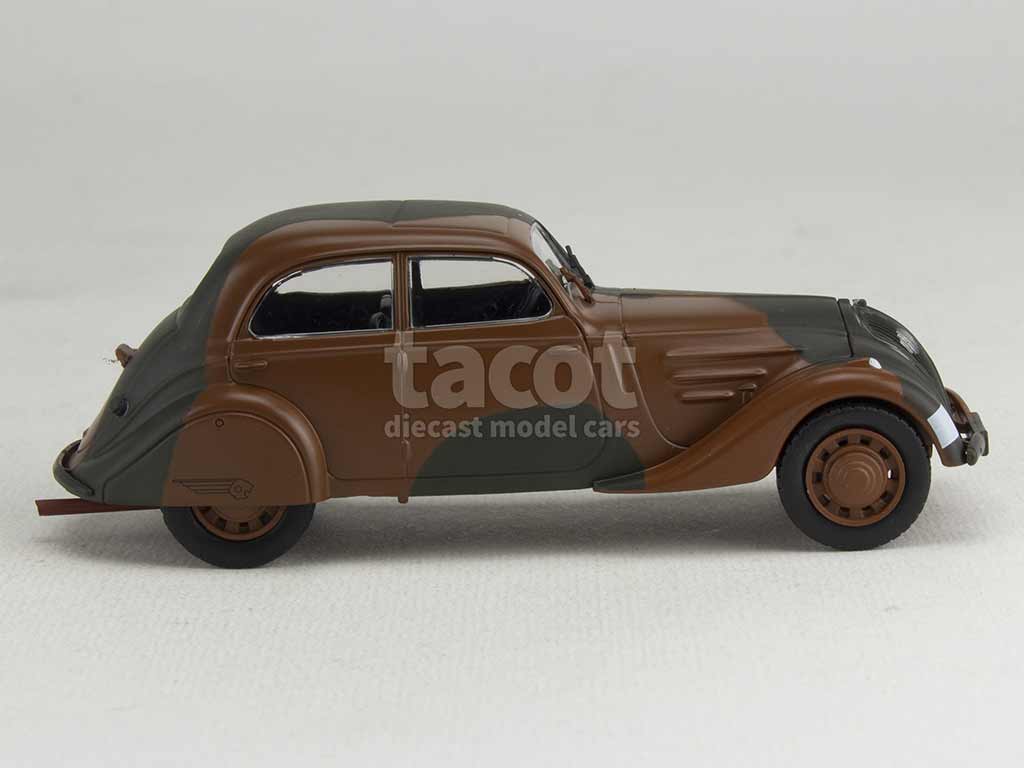 102907 Peugeot 402B Légère Militaire 1939