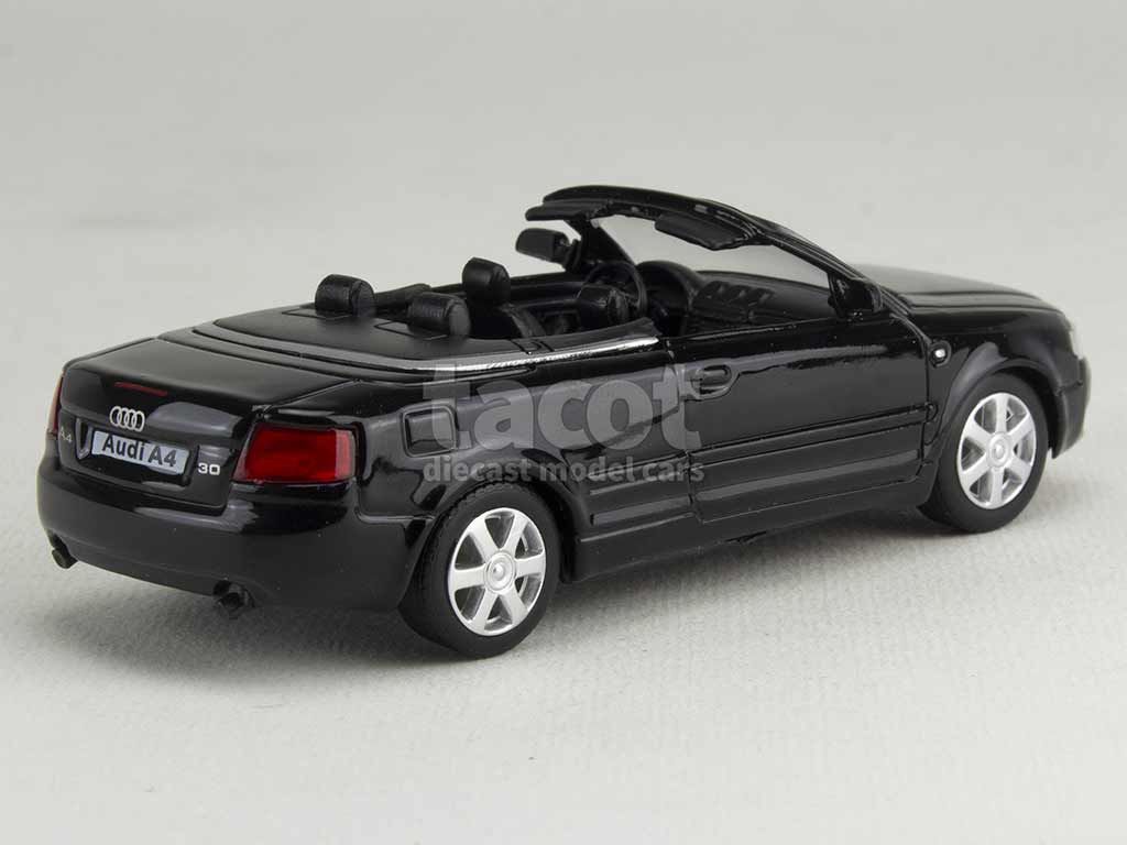 102917 Audi A4 3.0 Cabriolet 2002