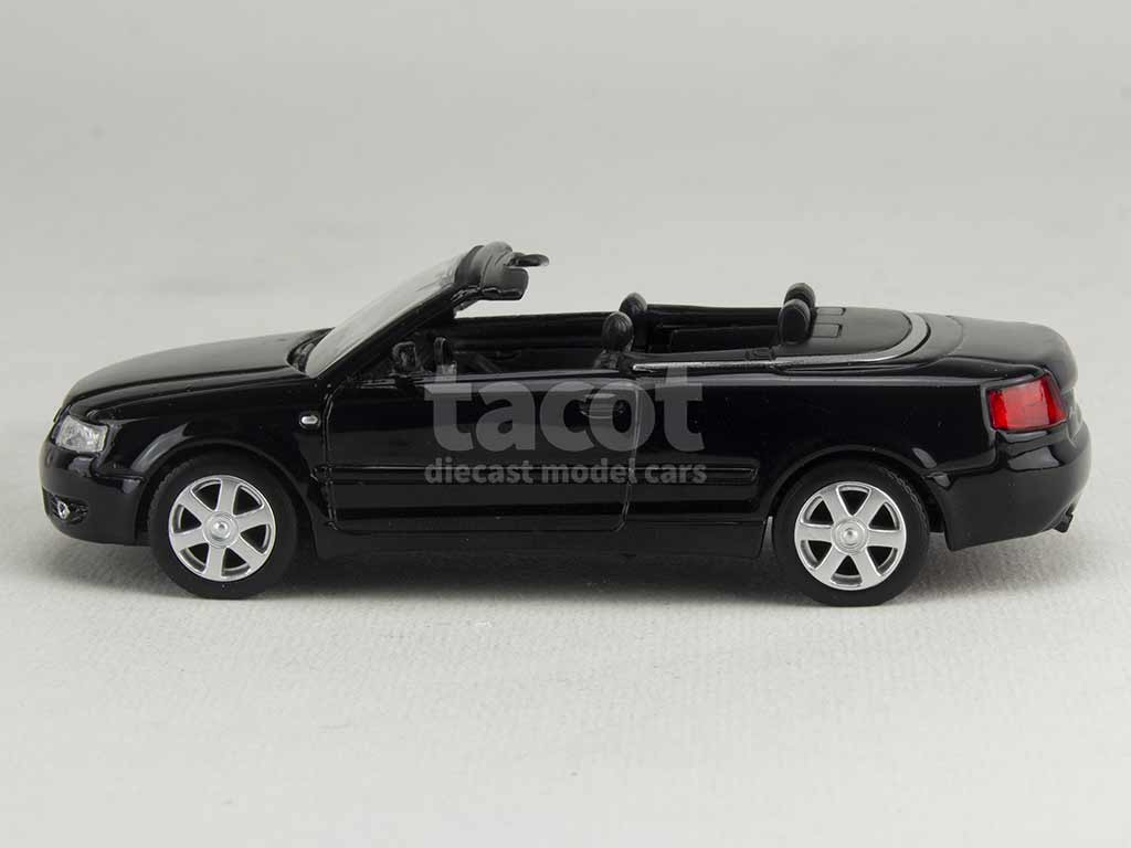 102917 Audi A4 3.0 Cabriolet 2002