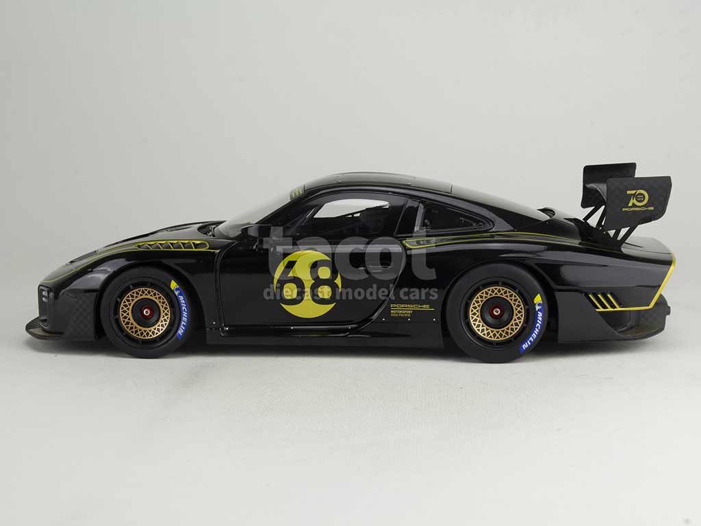 102922 Porsche 935/19 2020