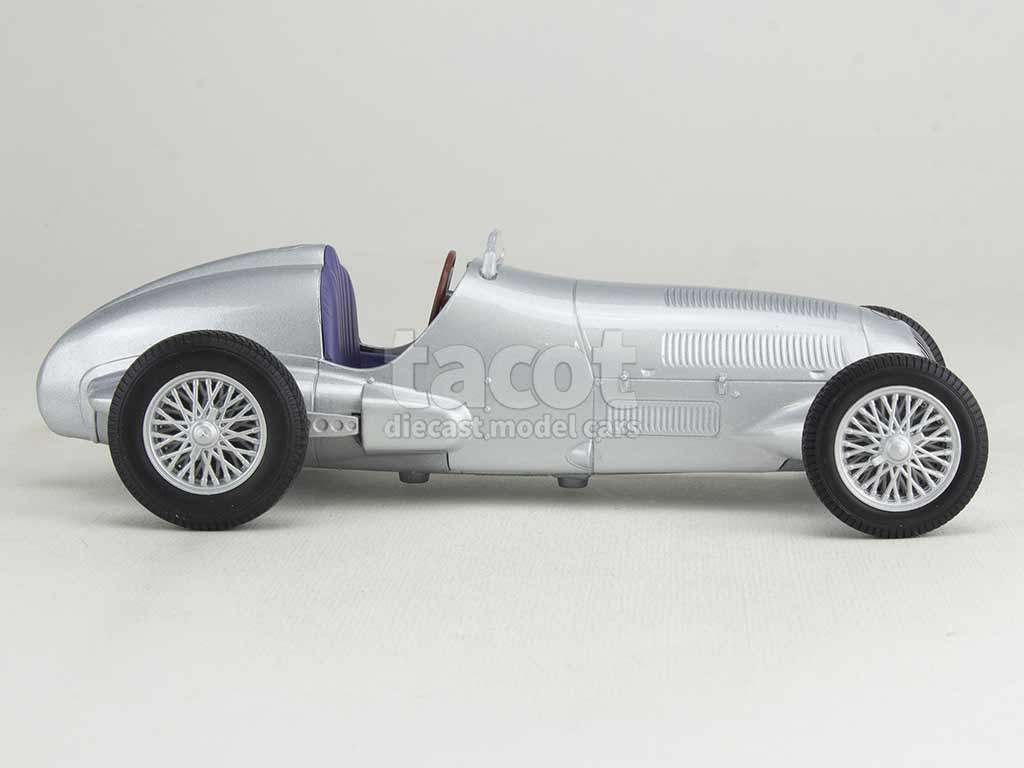 102924 Mercedes W125 1937