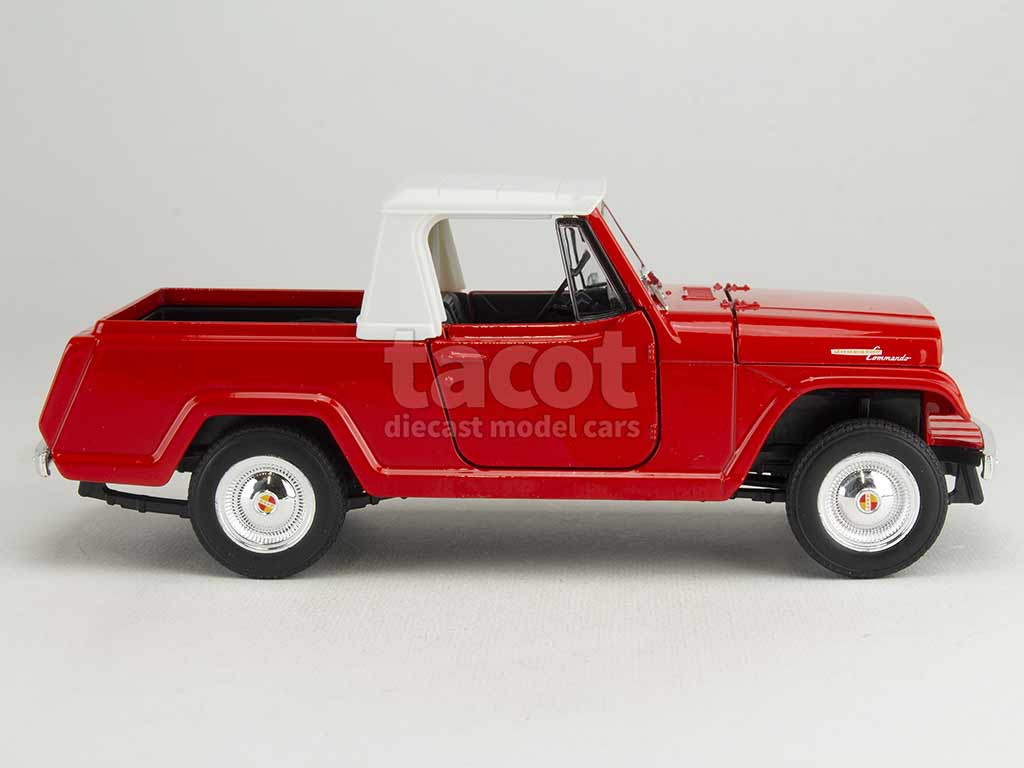 102926 Jeep Jeepster Commando 1967