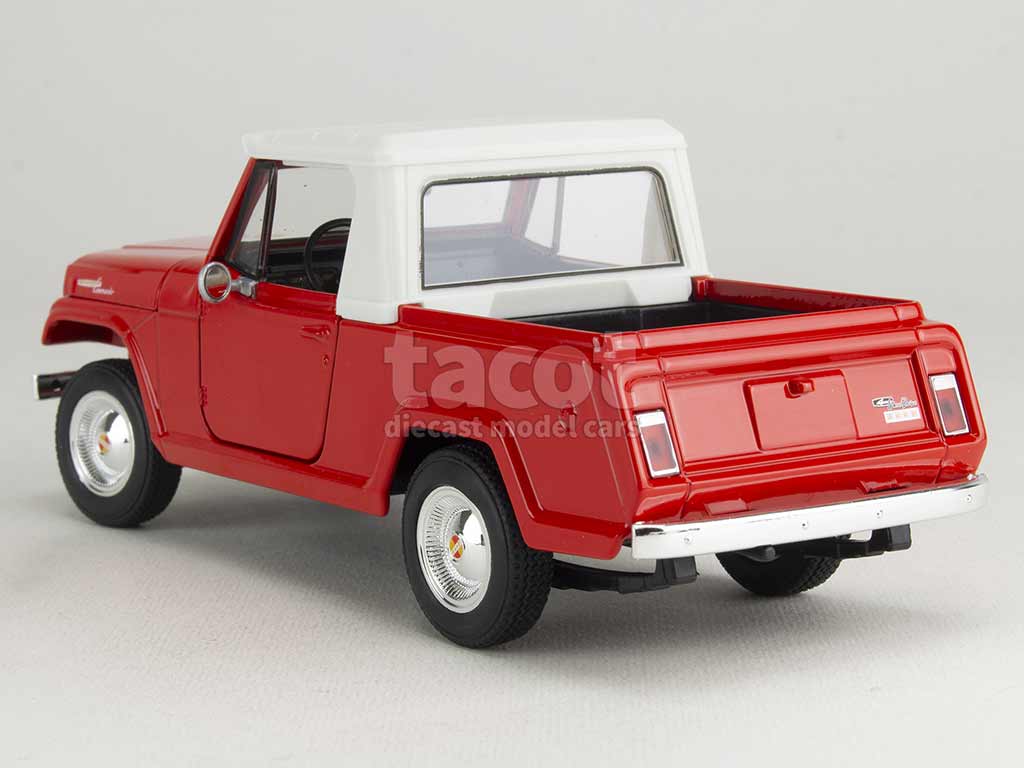 102926 Jeep Jeepster Commando 1967