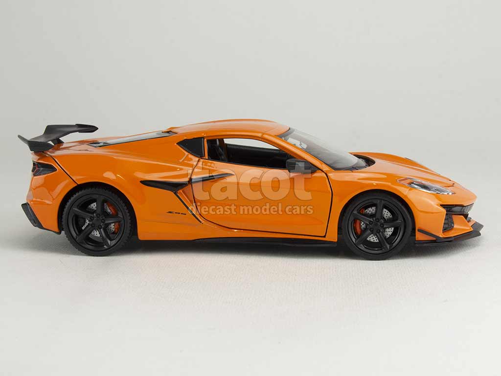 102928 Chevrolet Corvette Z06 2023