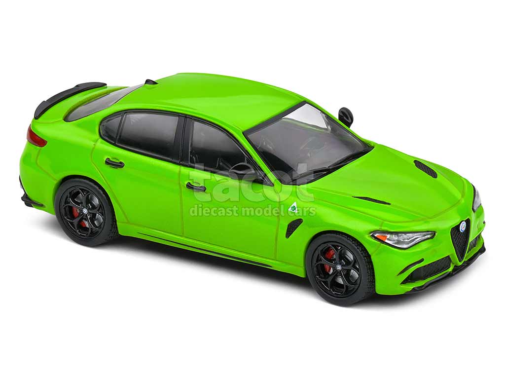 102979 Alfa Romeo Giulia Quadrifoglio 2020