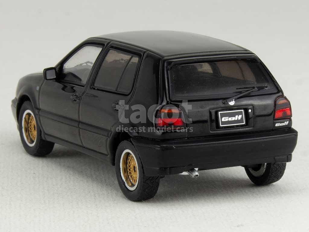 Volkswagen - Golf III 5 Doors 1993 - IXO - 1/43 - Autos Miniatures