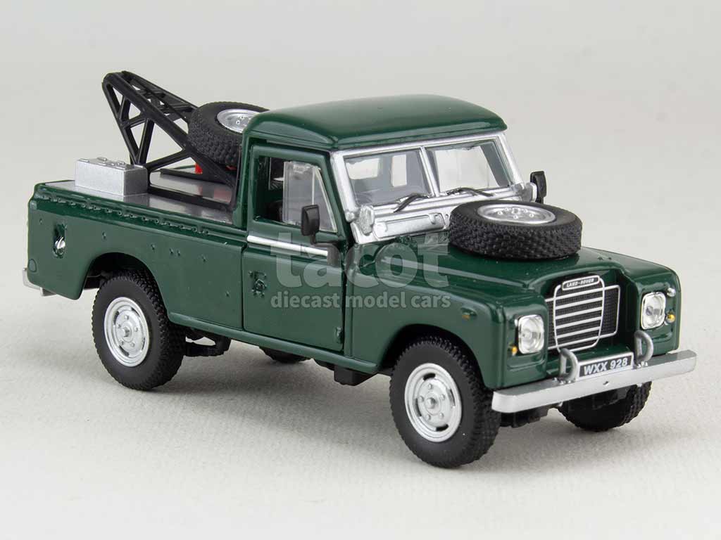 103025 Land Rover 109 Pick-Up Dépanneuse