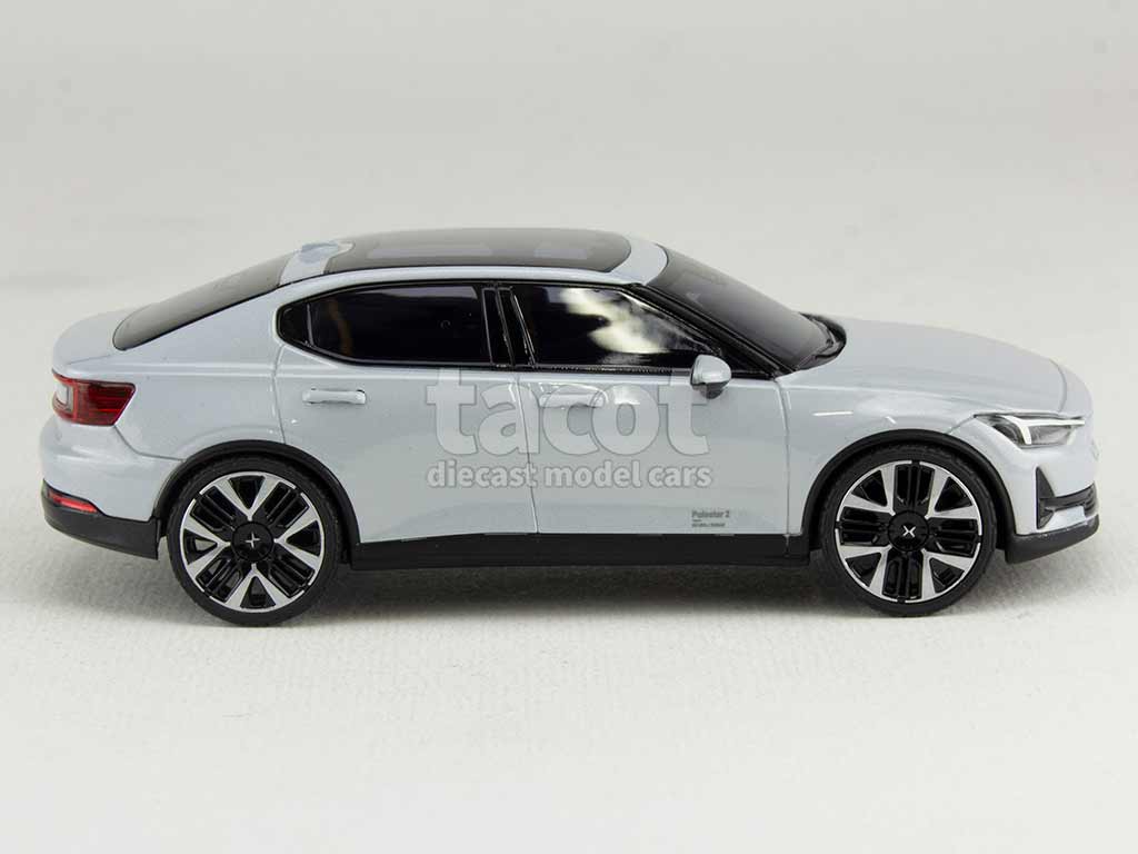 103032 Polestar 2 2024