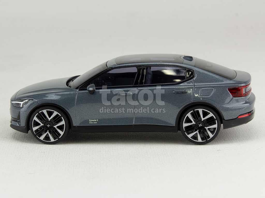 103034 Polestar 2 2024