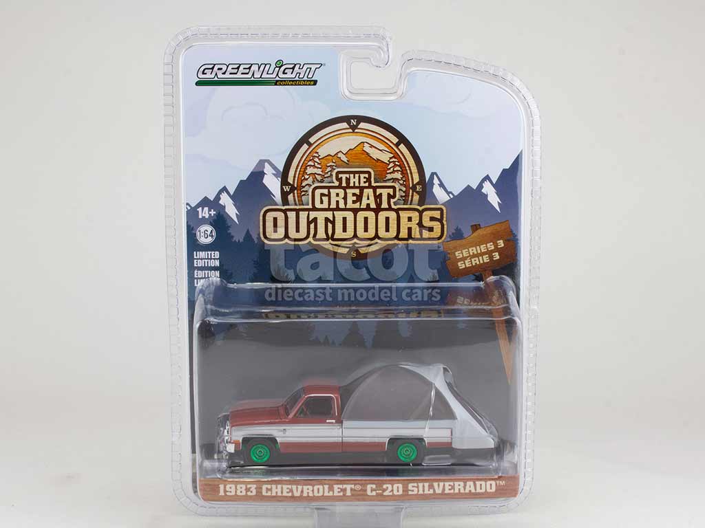 103075 Chevrolet C-20 Silverado Camping 1983