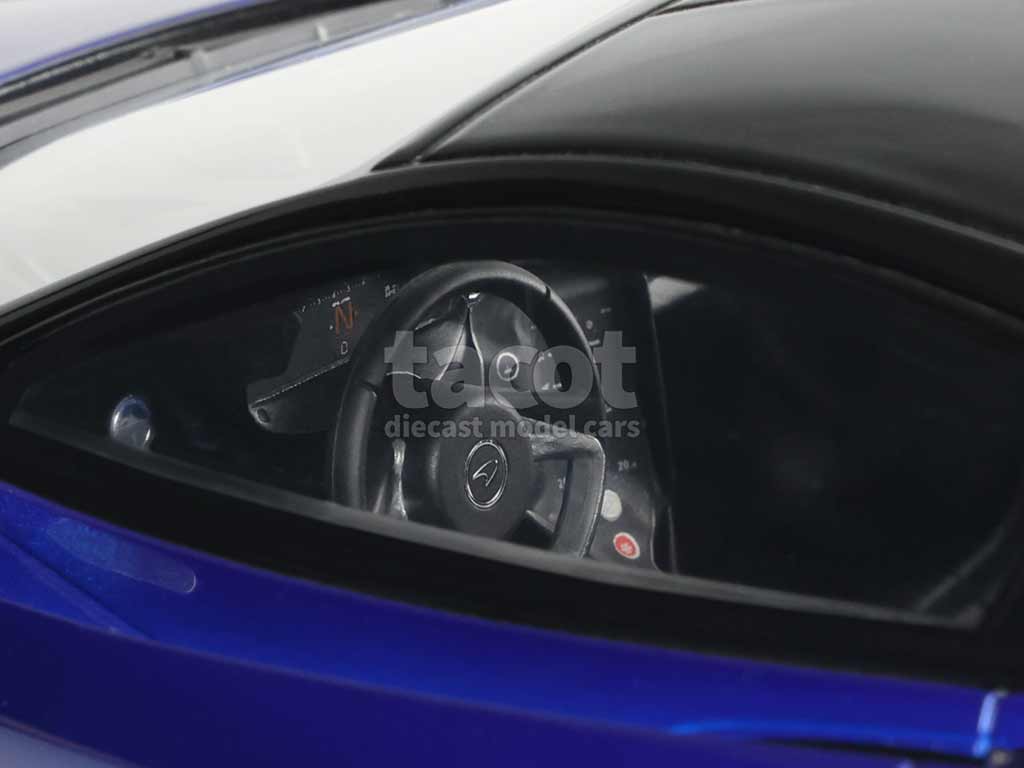 103087 McLaren 750S Coupé 2023