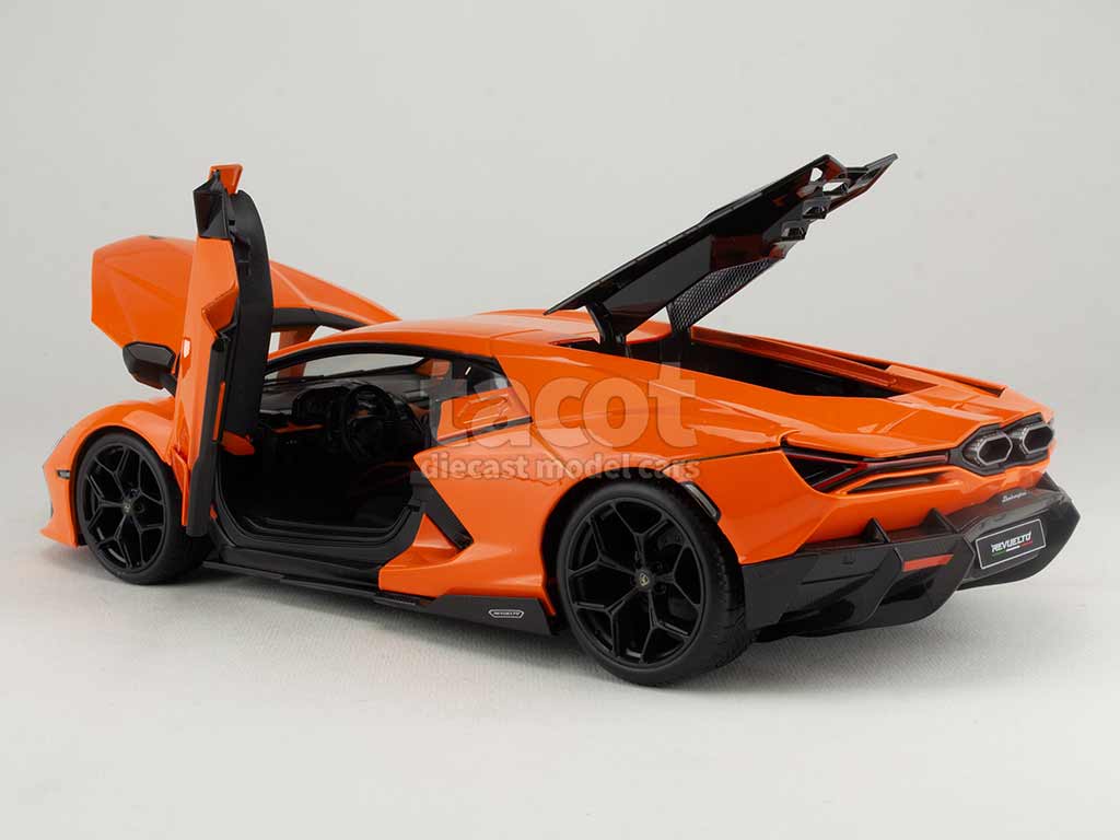103122 Lamborghini Revuelto 2024