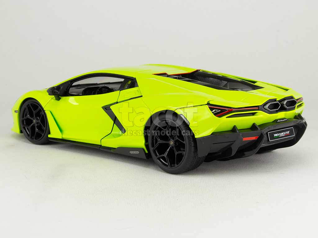 103166 Lamborghini Revuelto 2024