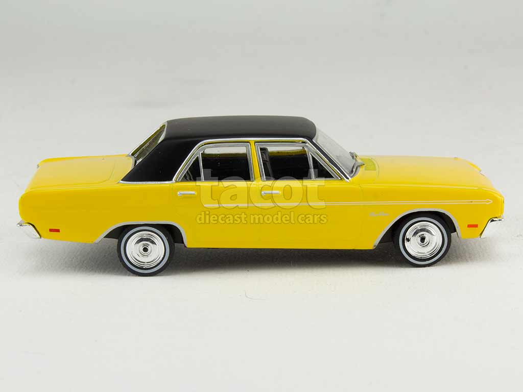 103173 Dodge Dart Sedan 1976