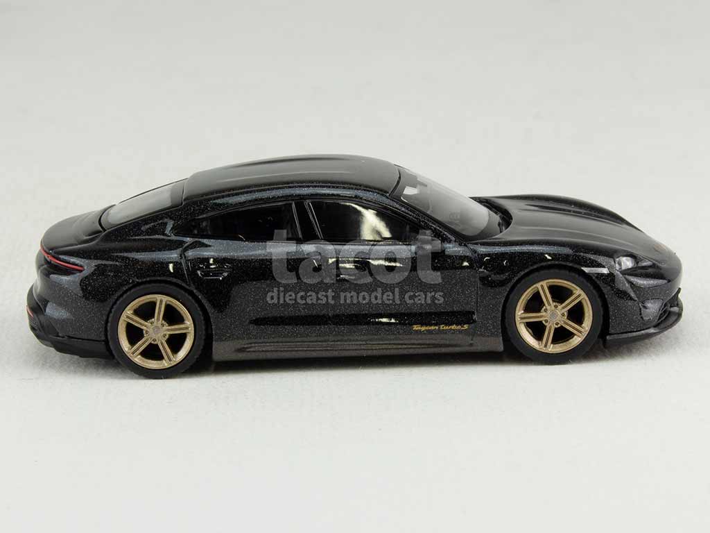 103258 Porsche Taycan Turbo S