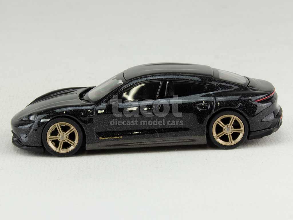 103258 Porsche Taycan Turbo S