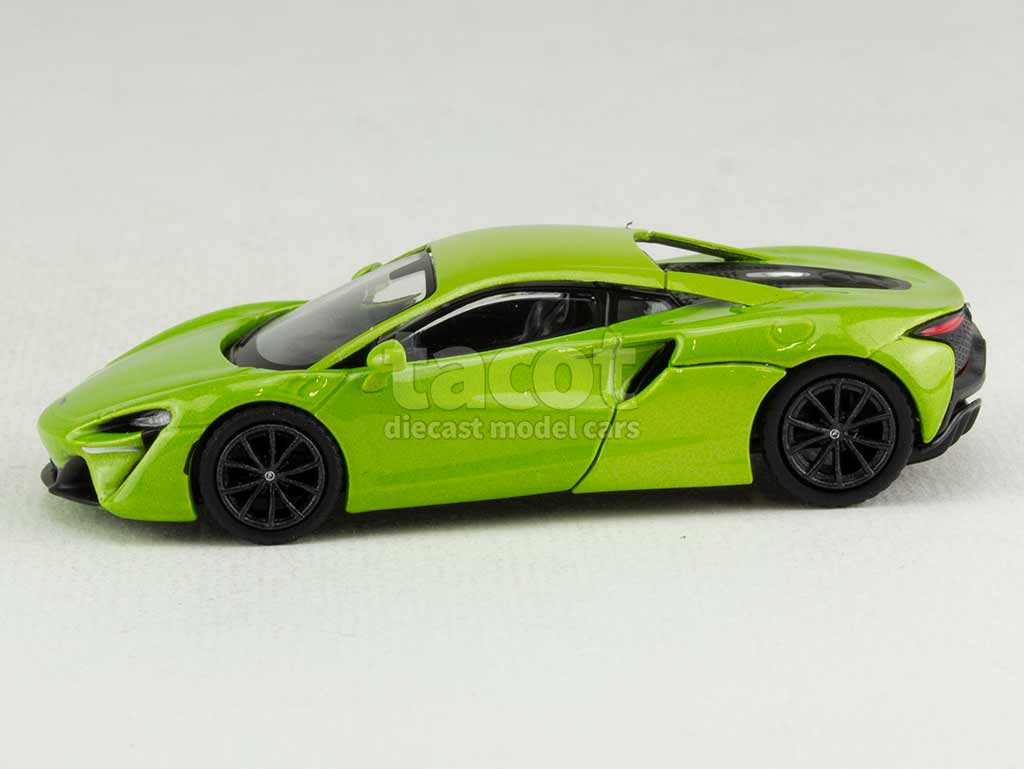 103265 McLaren Artura