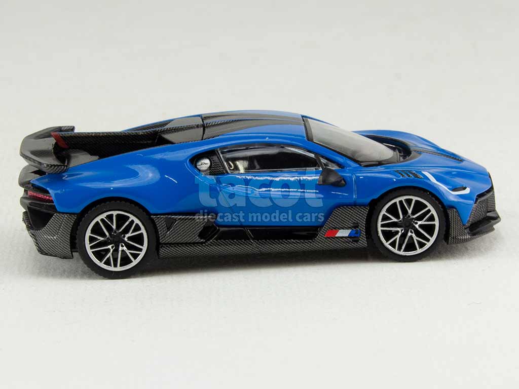 103280 Bugatti Divo