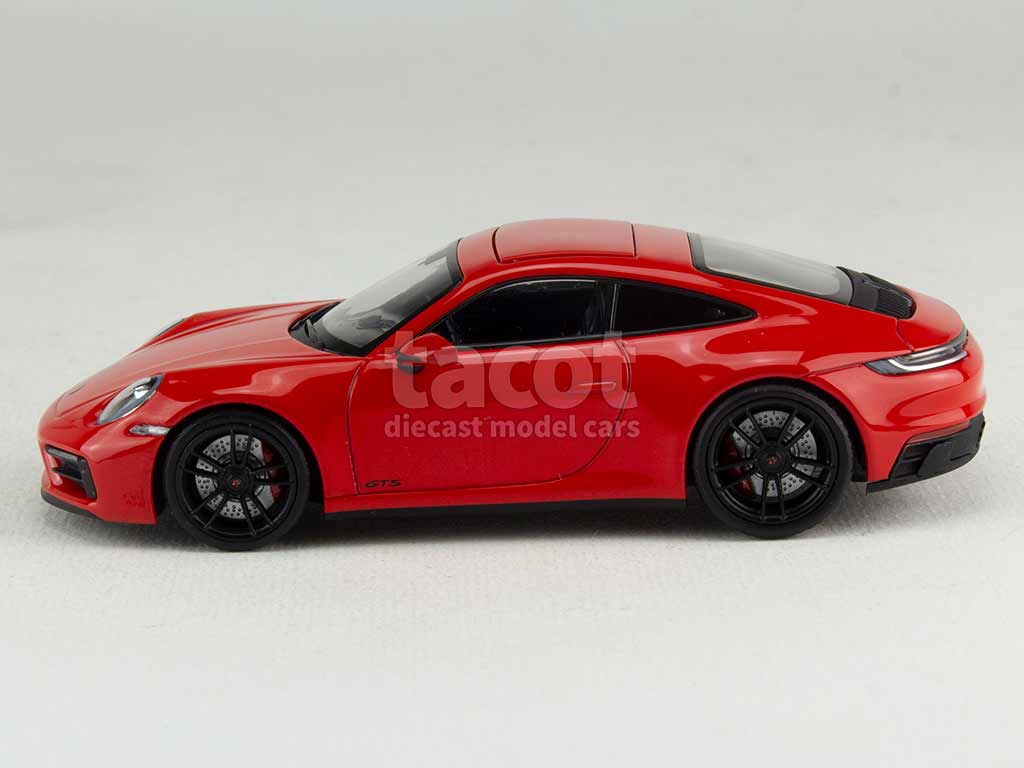 103296 Porsche 911/992 Carrera 4 GTS 2021