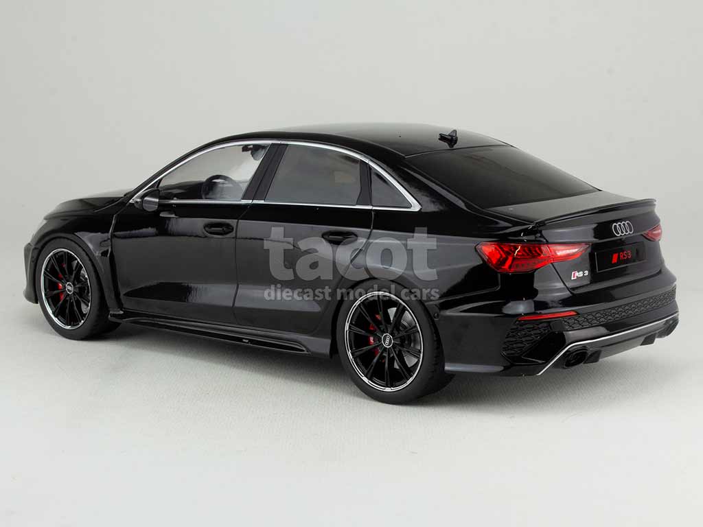 103321 Audi RS3 Limousine 2022