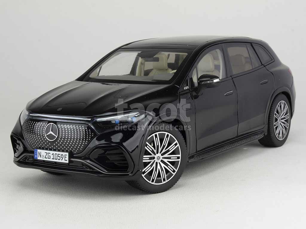 103369 Mercedes EQS SUV AMG 2024