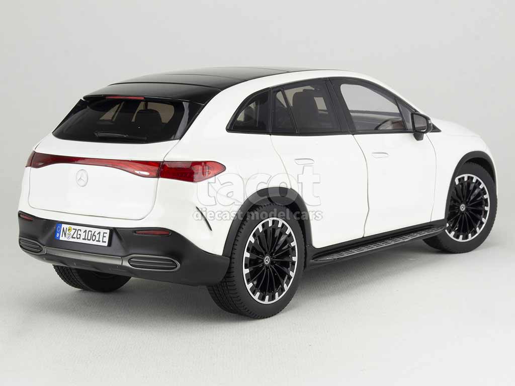 103370 Mercedes EQE SUV AMG 2024
