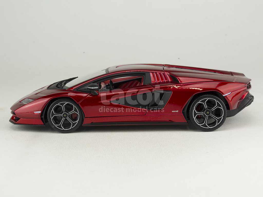 103393 Lamborghini Countach LPI 800-4