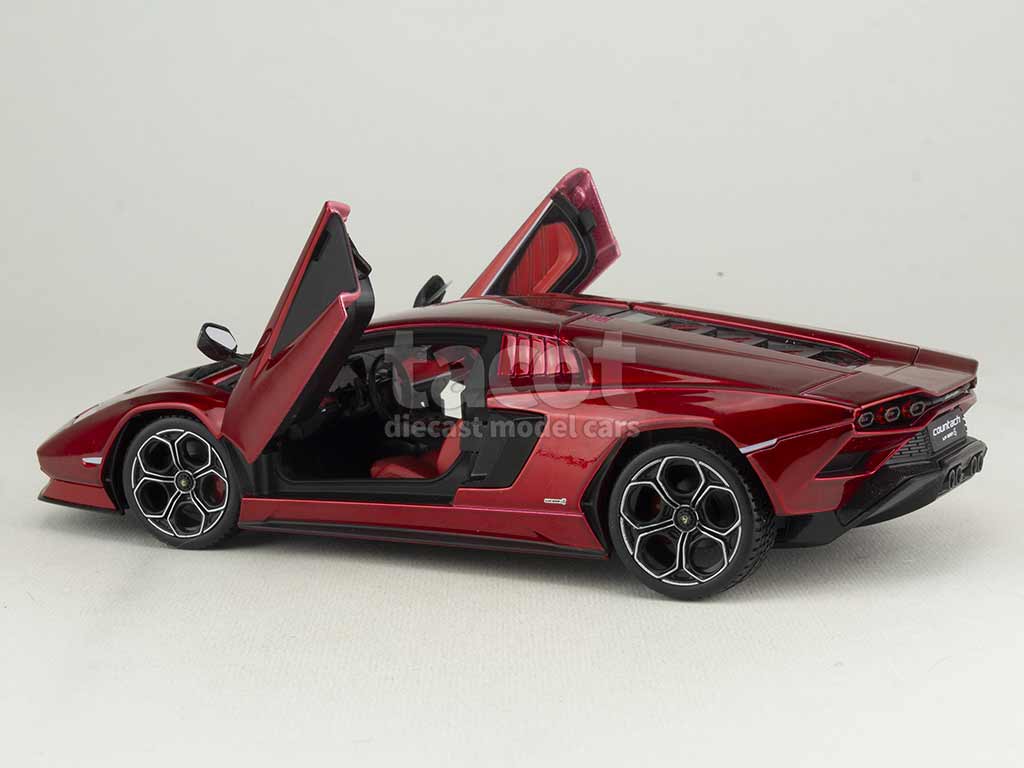 103393 Lamborghini Countach LPI 800-4