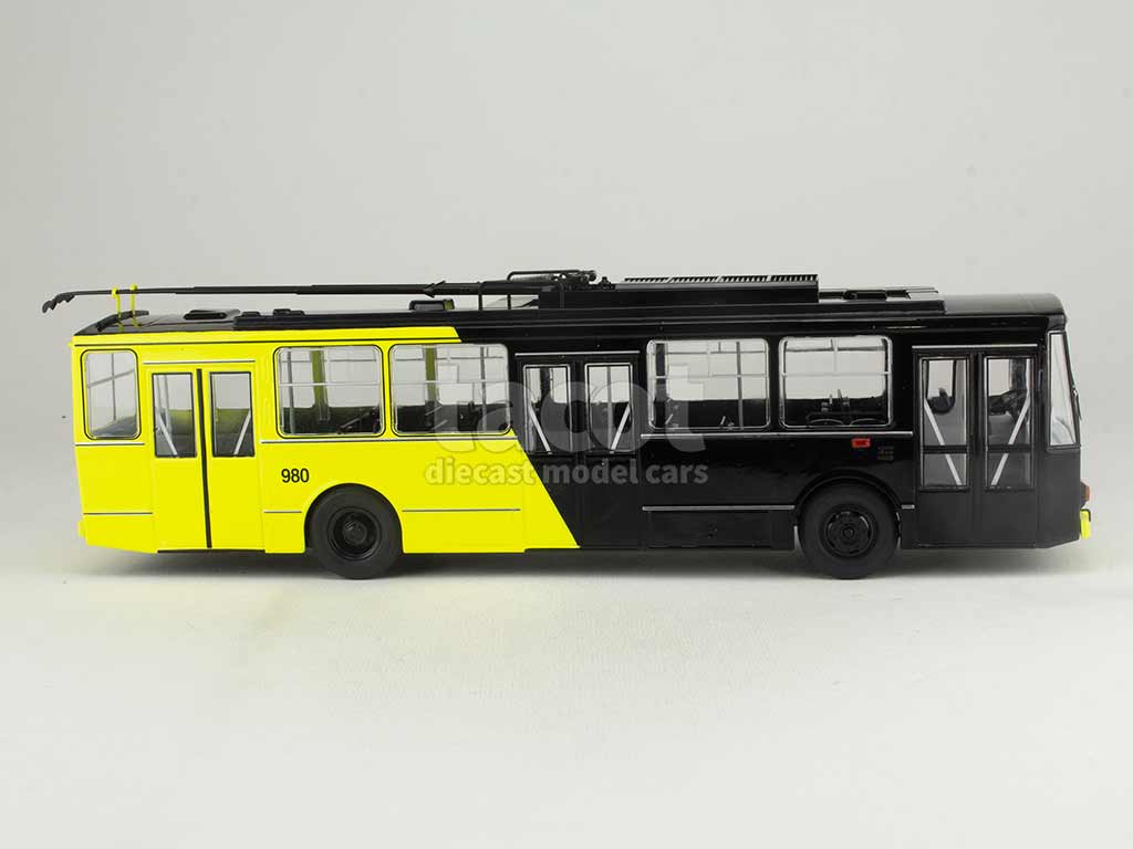 103418 Skoda 14TR Trolleybus