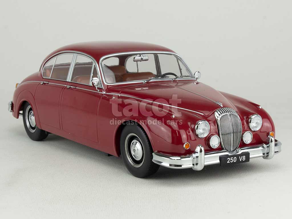 103577 Daimler 250 V8 1962
