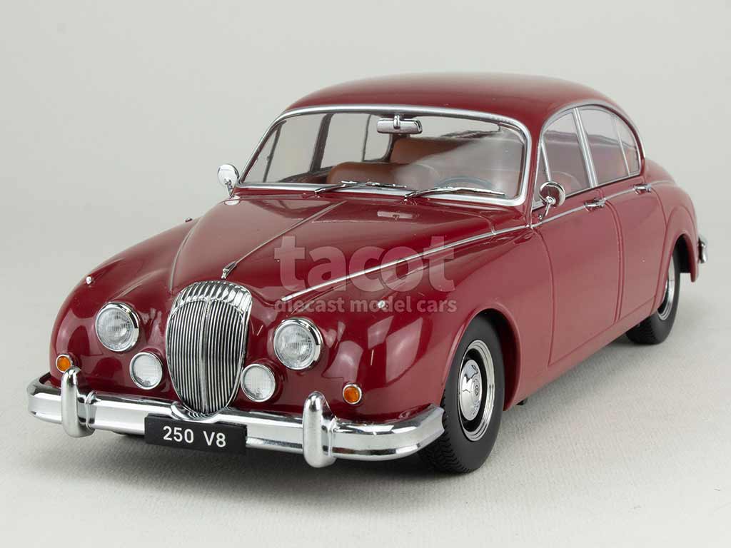 103577 Daimler 250 V8 1962