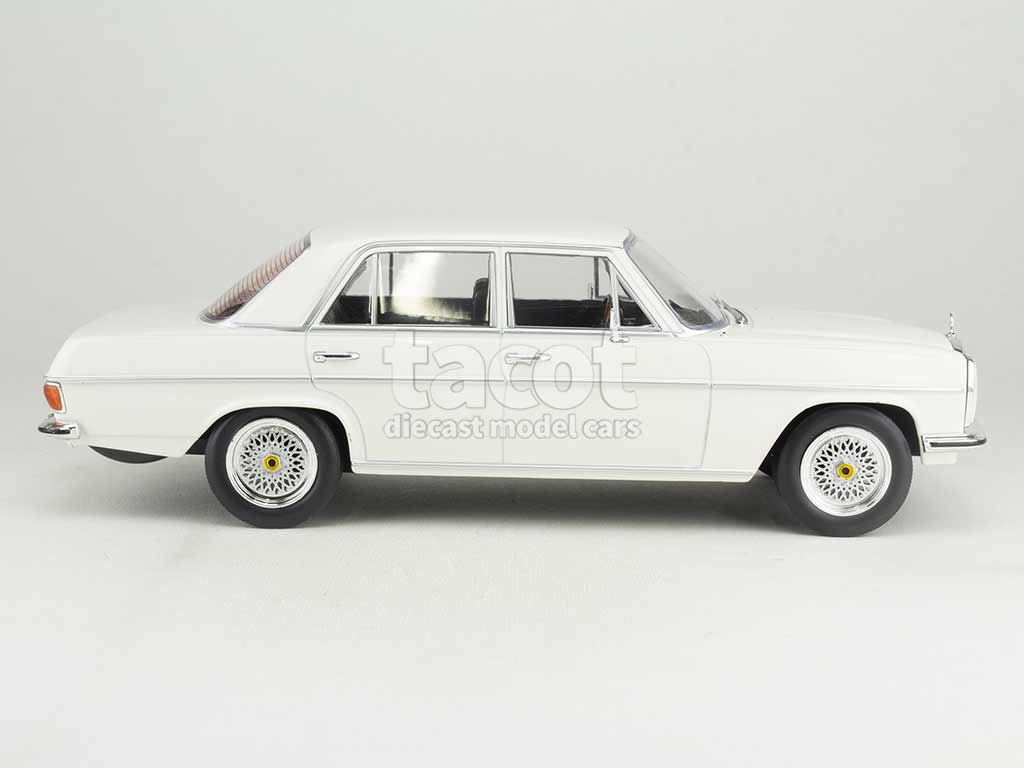 103616 Mercedes 200D /W115 1968