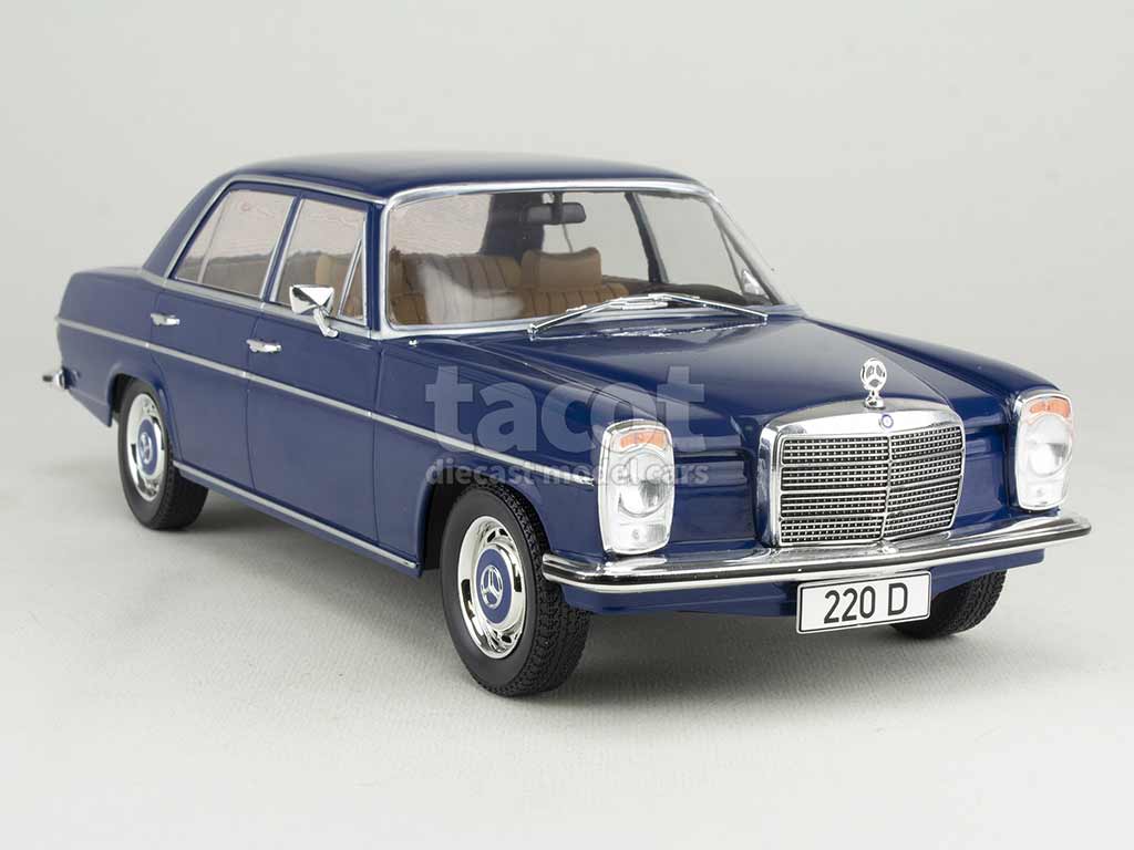 103617 Mercedes 220D/ W115 1968