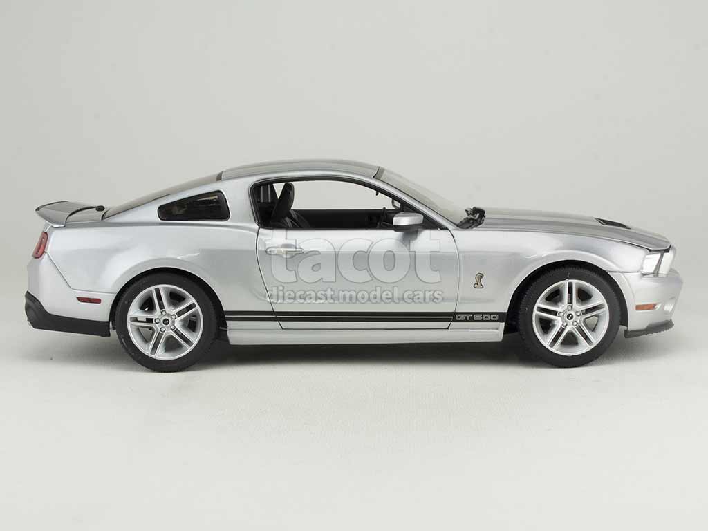 103650 Ford Mustang Shelby GT500 2011