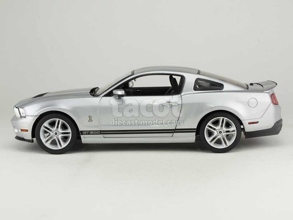 103650 Ford Mustang Shelby GT500 2011