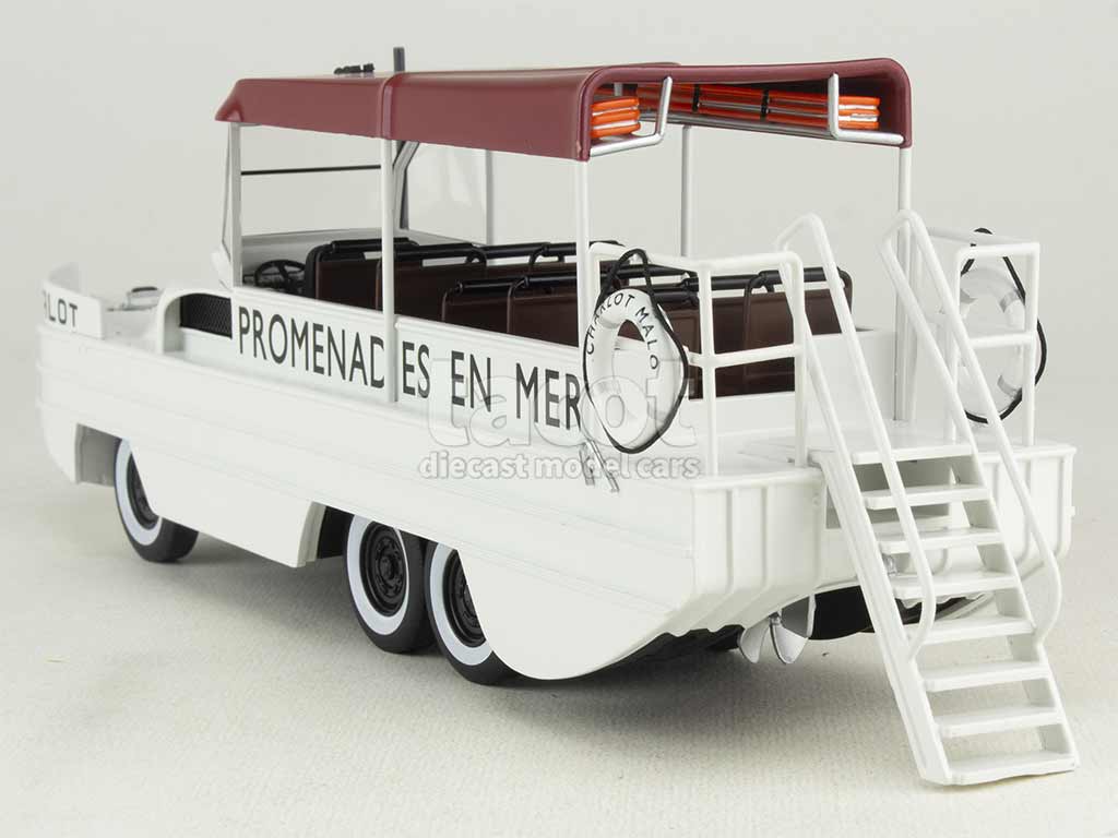103660 GMC DUKW 353 Amphibie 1942