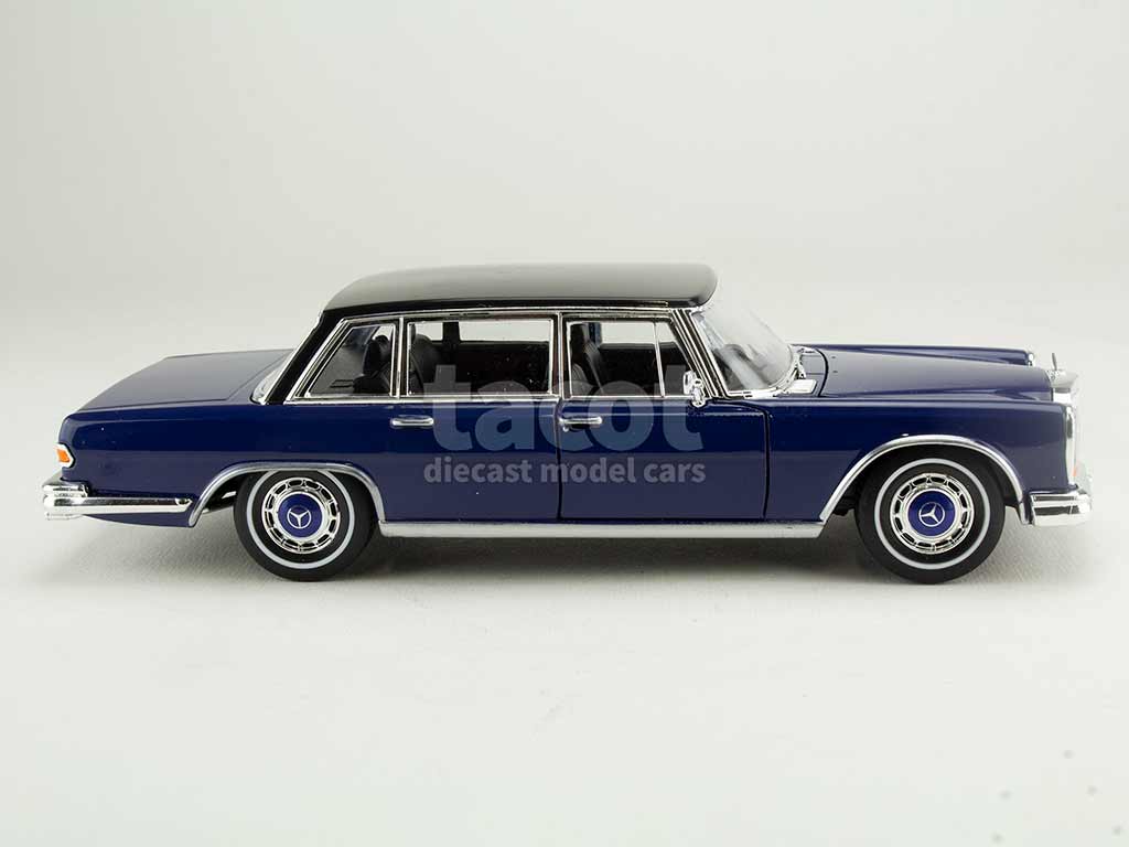 103809 Mercedes 600 1963