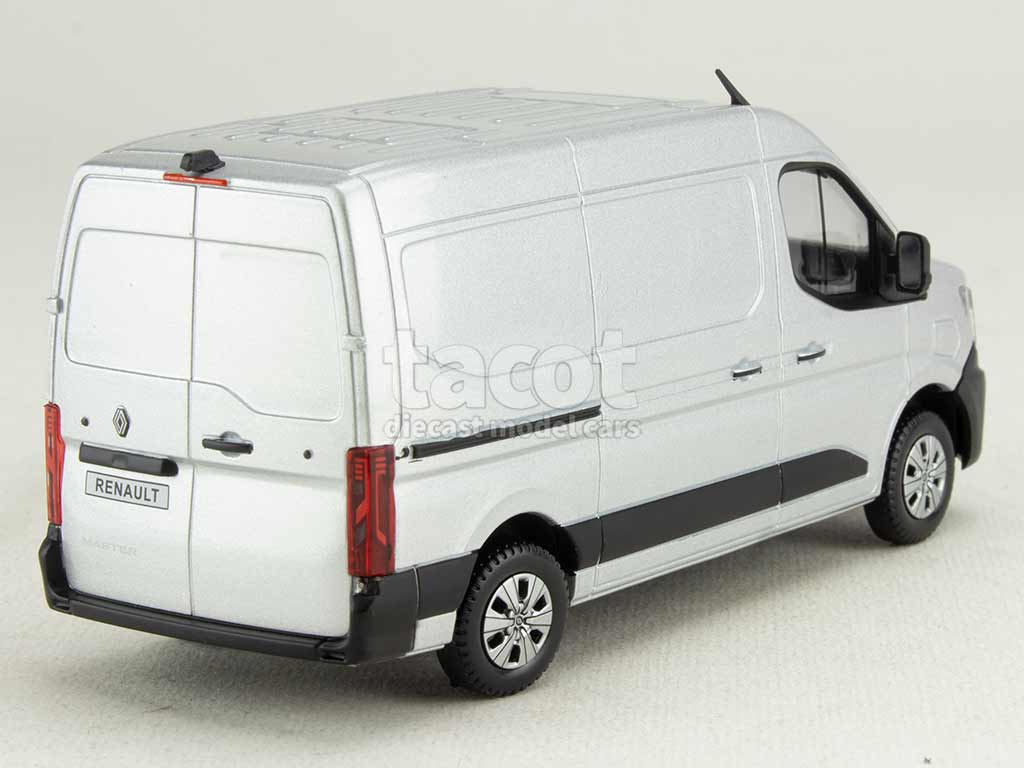103837 Renault New Master e-Tech 2024