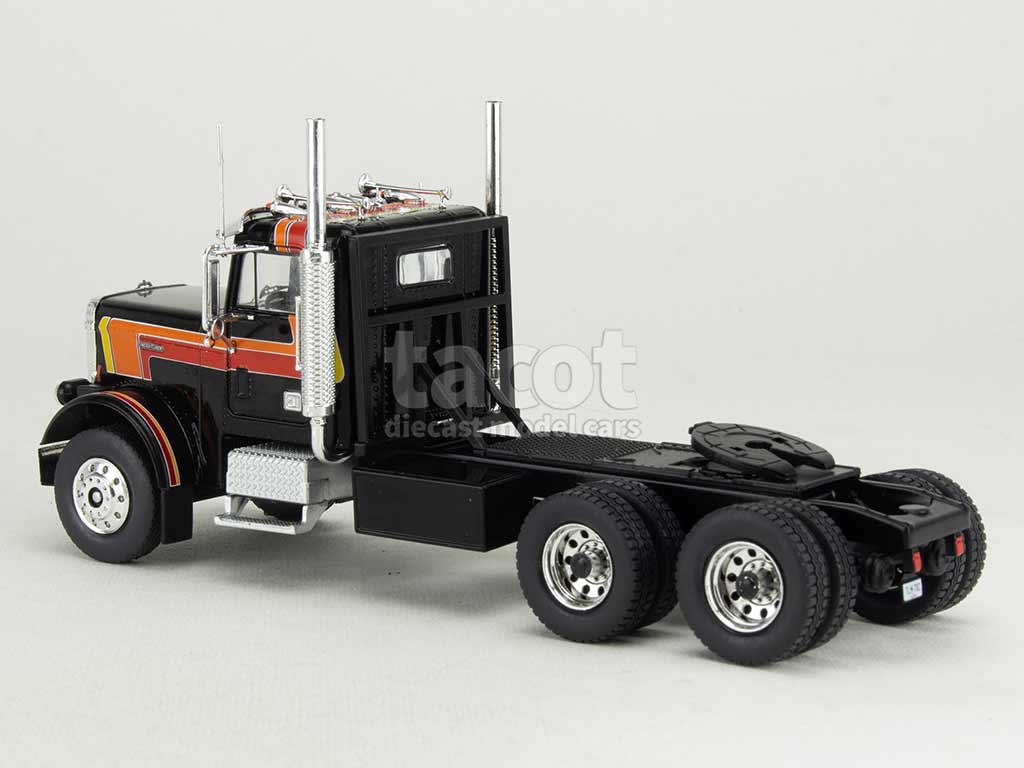 103978 Freightliner FLC 120 64 T Tracteur 1977
