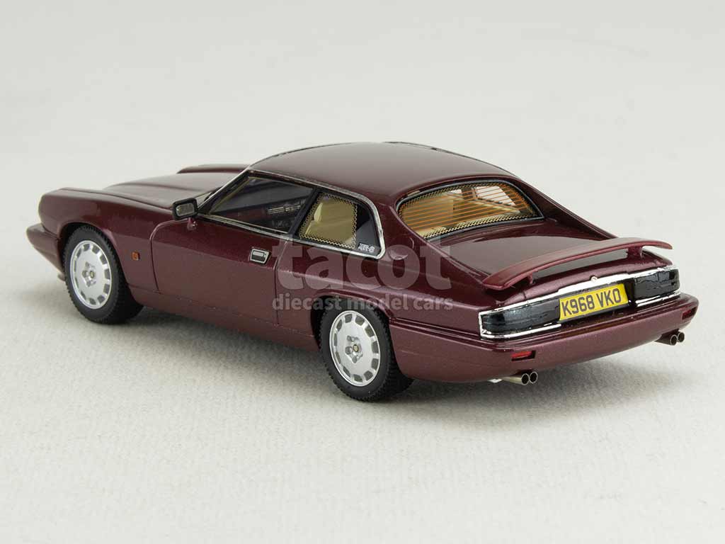 103995 Jaguar XJR-S Coupé 1990