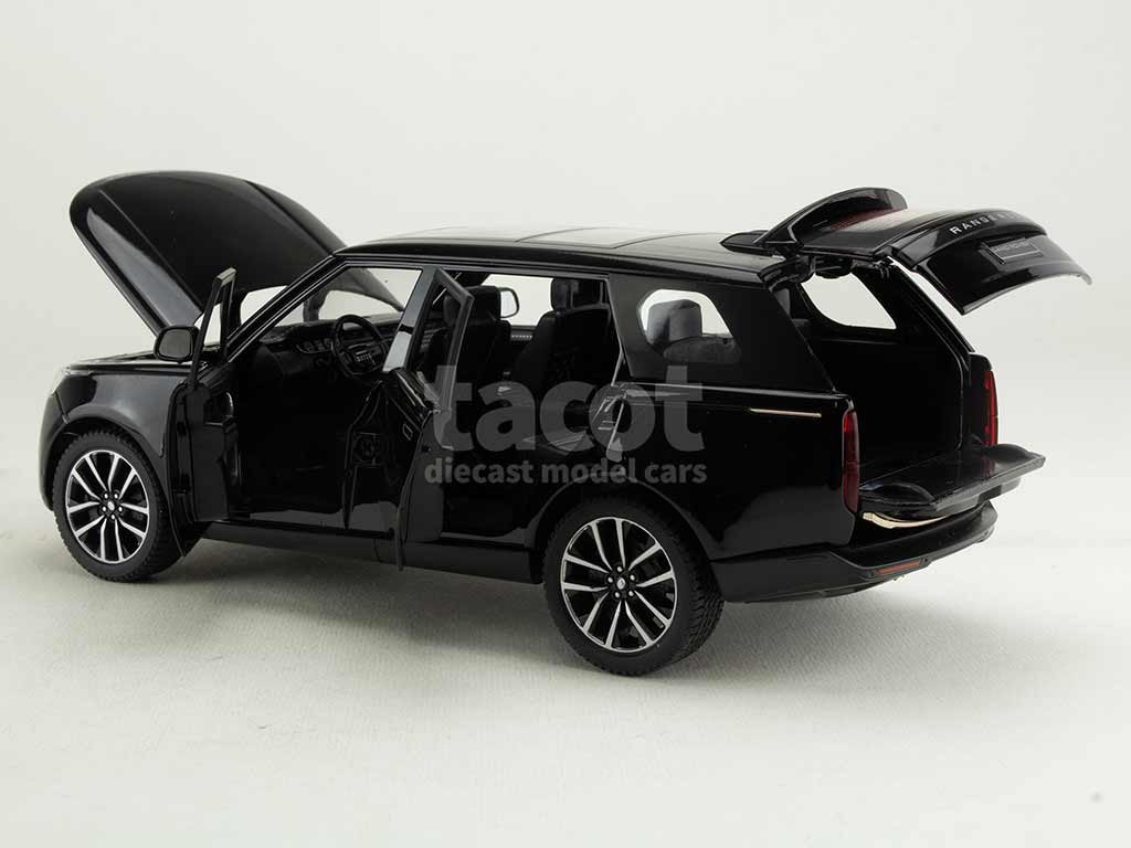 104030 Land Rover Range Rover SV 2022
