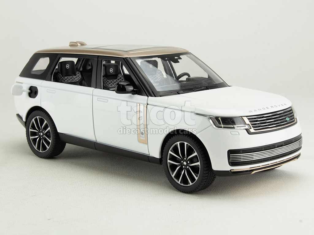 104031 Land Rover Range Rover SV 2022