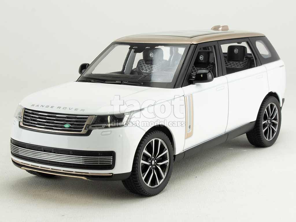 104031 Land Rover Range Rover SV 2022
