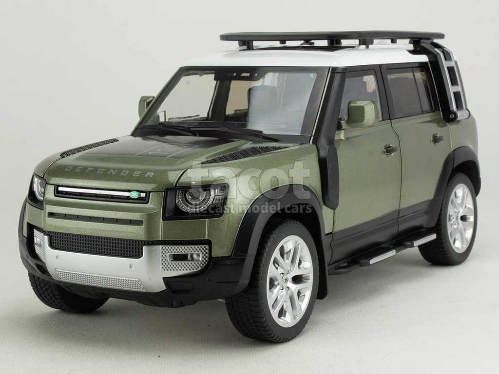 104037 Land Rover Defender 110