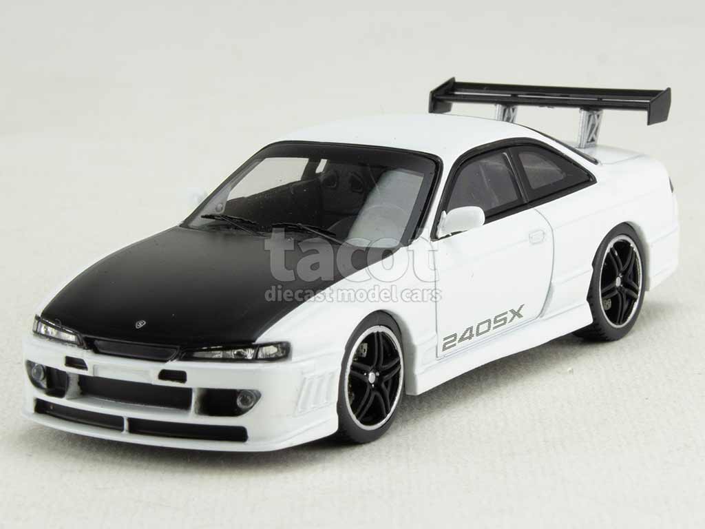 104072 Nissan 240SX/ S14 1997