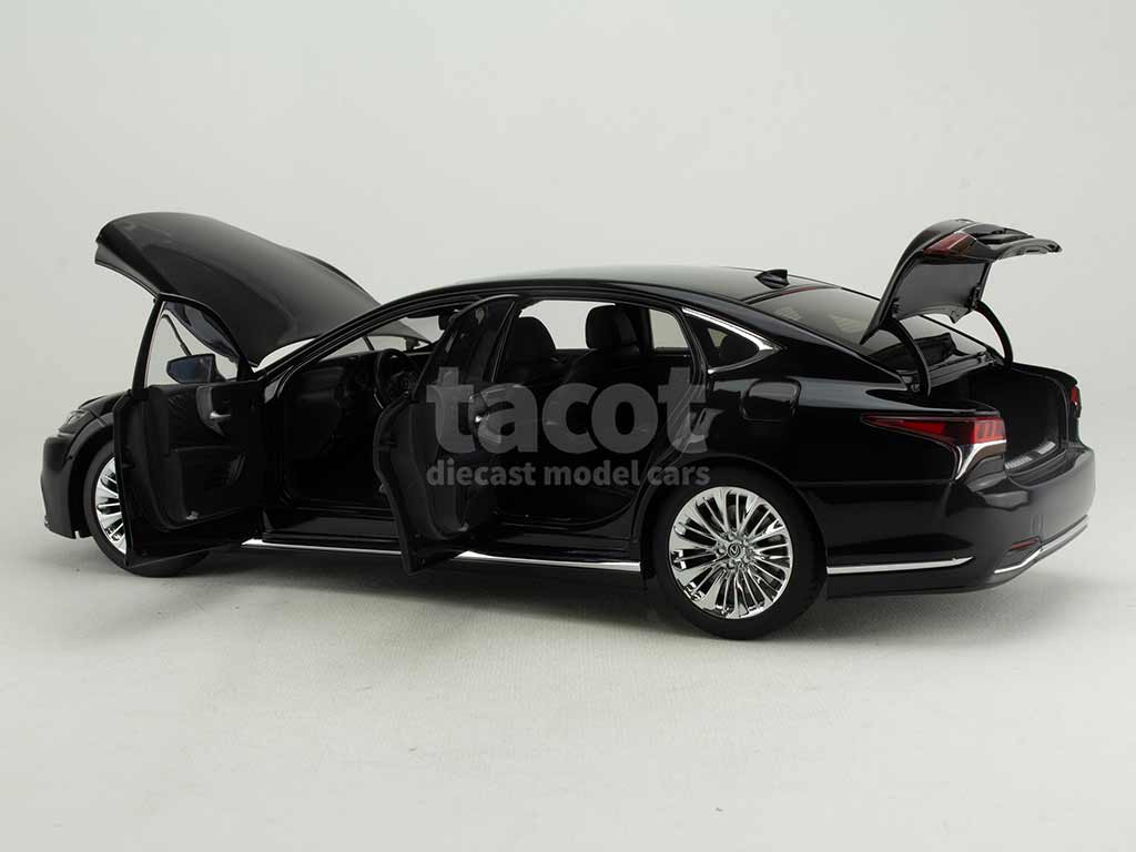 104083 Lexus LS500h 2018