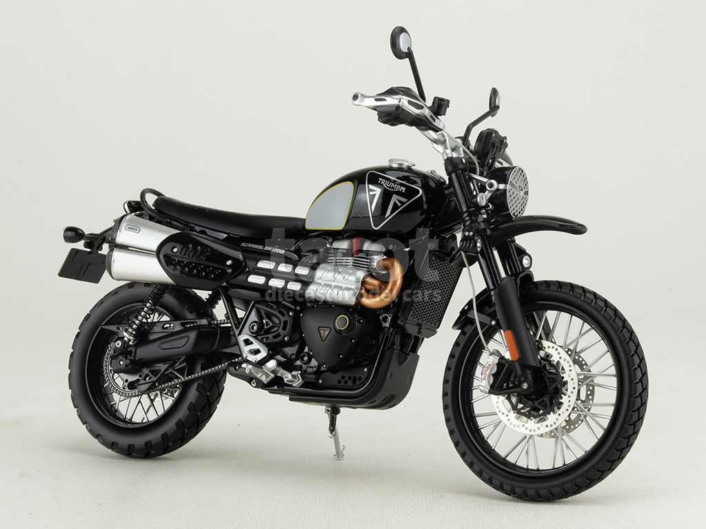 104088 Triumph Scrambler 1200 Bond 007